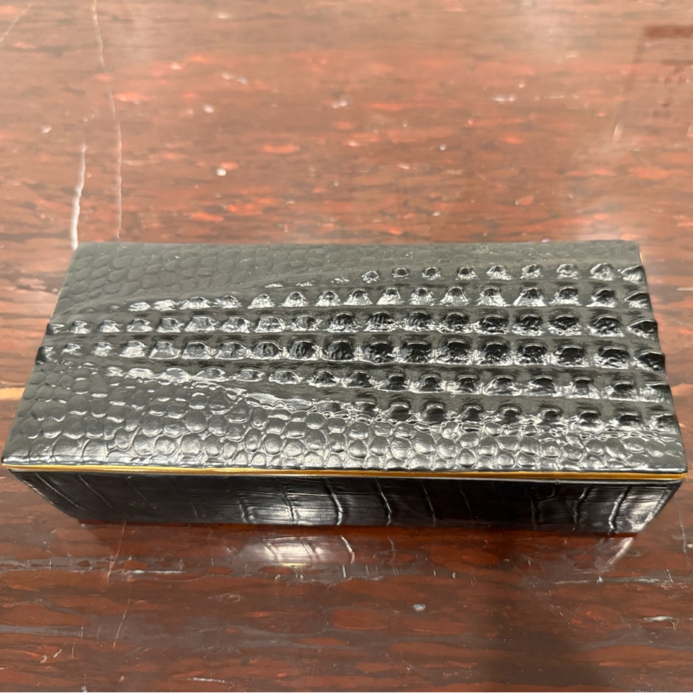 L’Objet Crocodile rectangle box